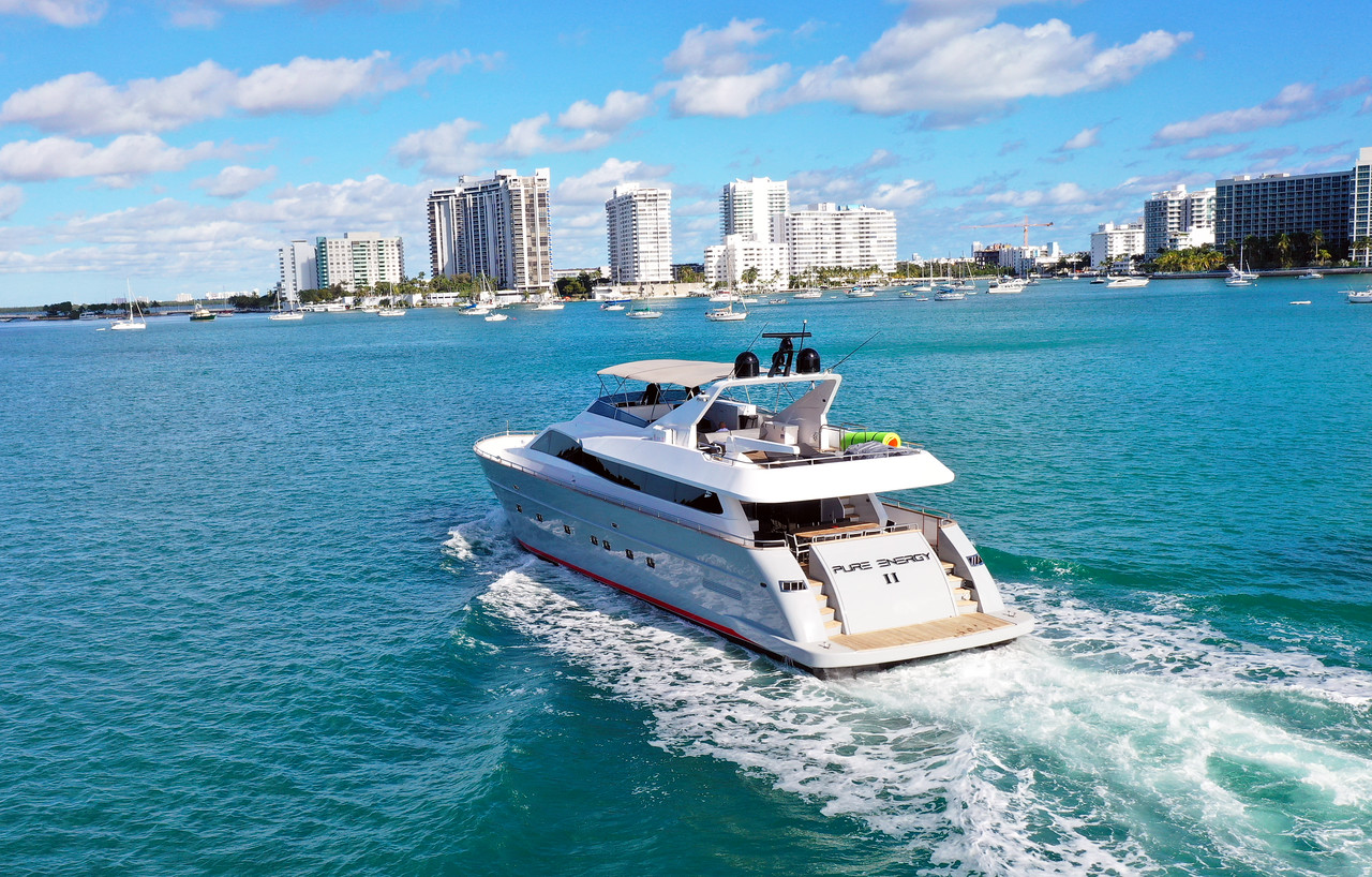 Yacht Image 10