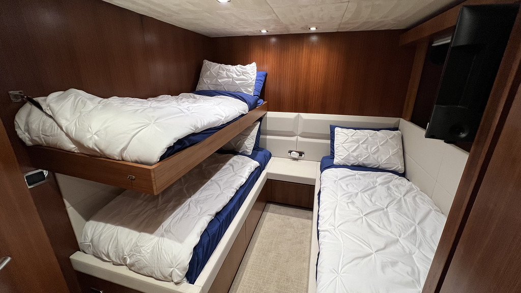 Yacht Image 5