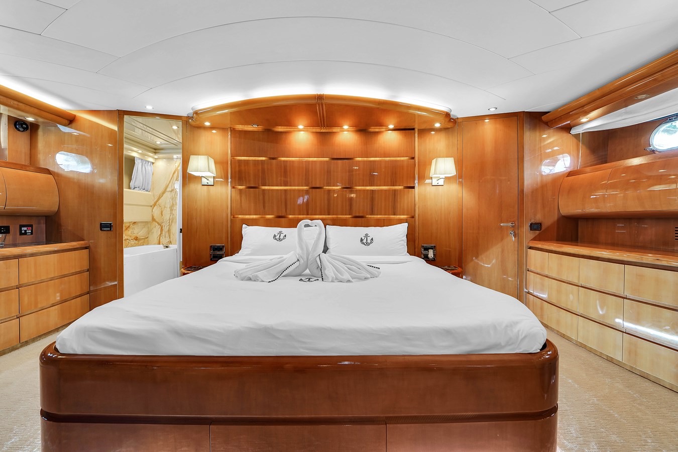 Yacht Image 21