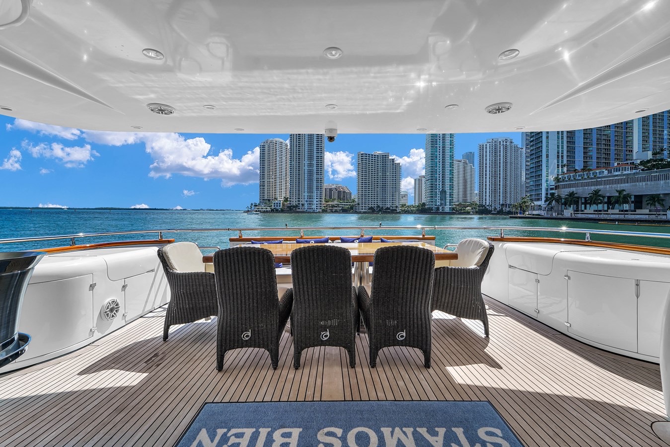 Yacht Image 24