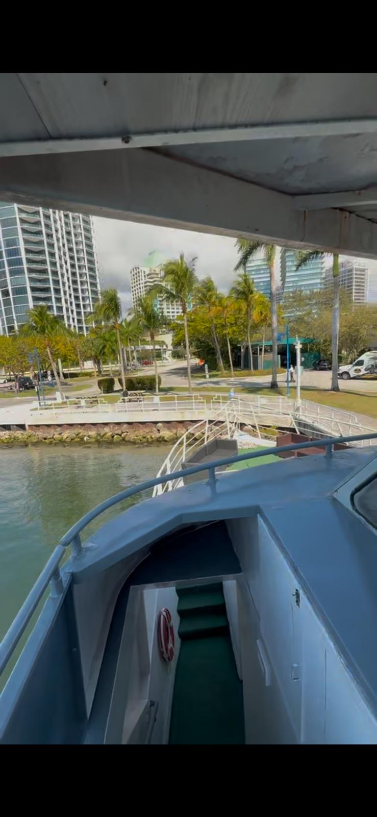 Yacht Image 9