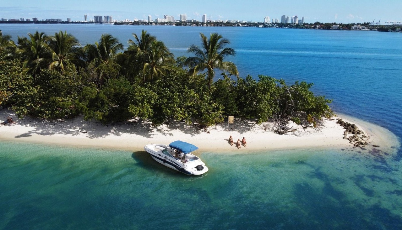 Yacht Image 5