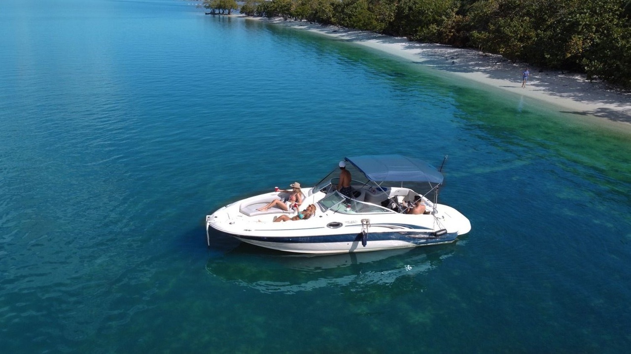 Yacht Image 7