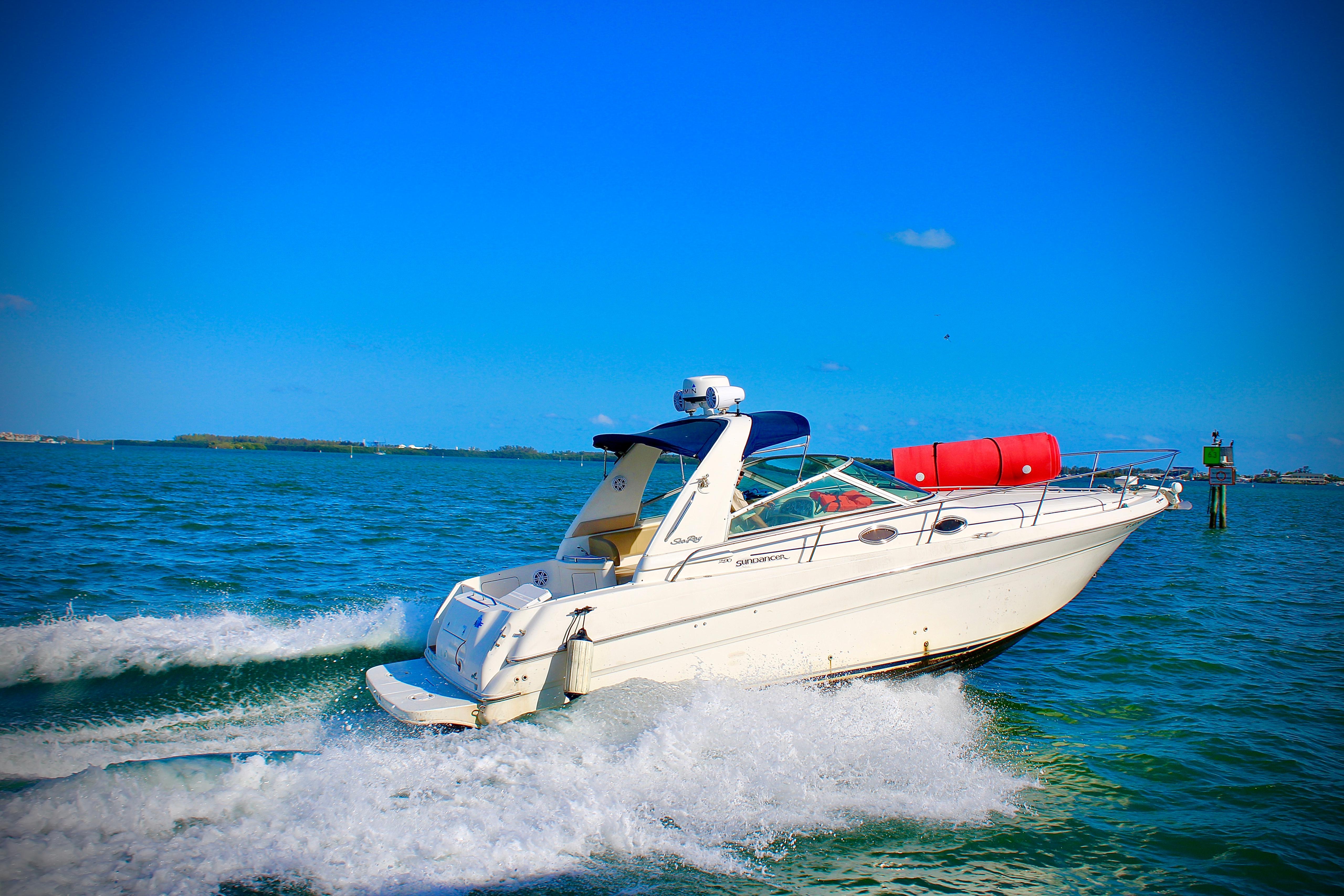 35ft Sea Ray Sundancer - 13 people 