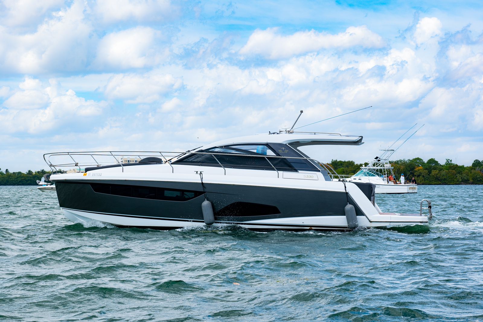 Yacht Image 3