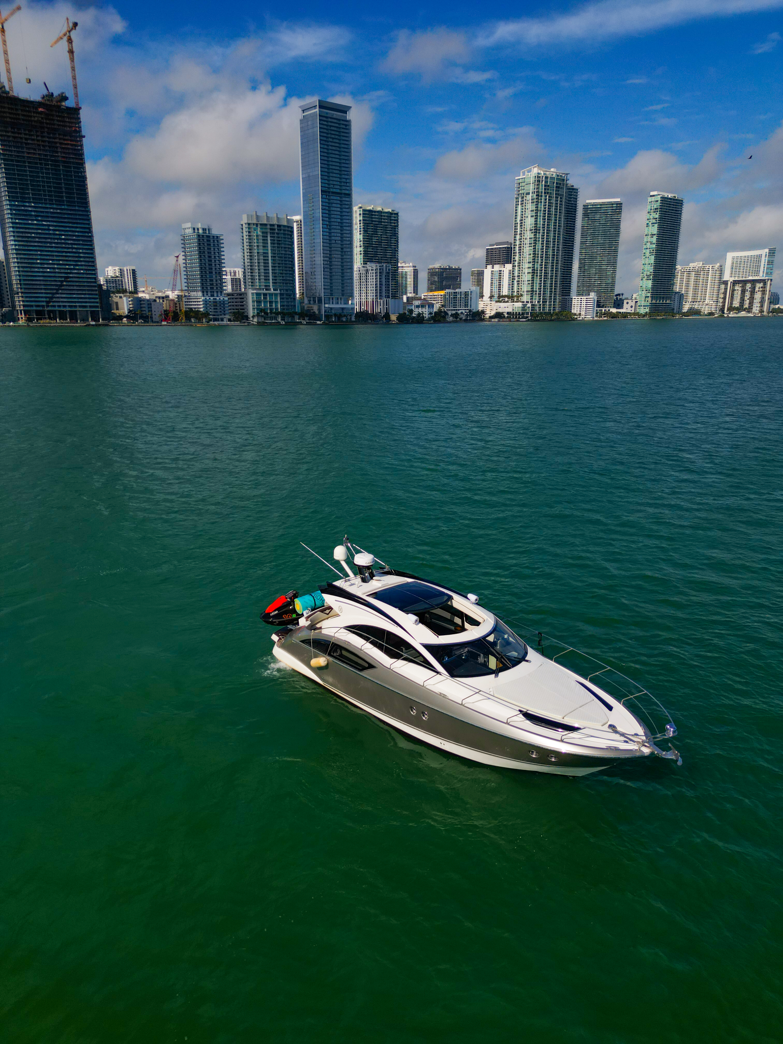 Yacht Image 11