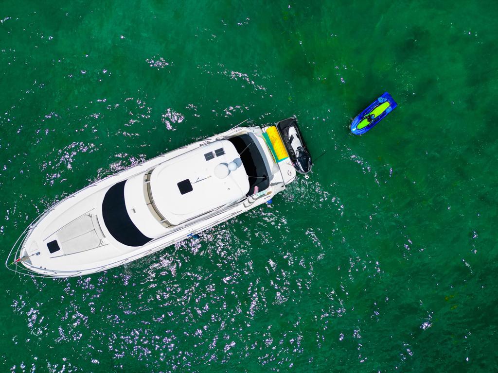 Yacht Image 17