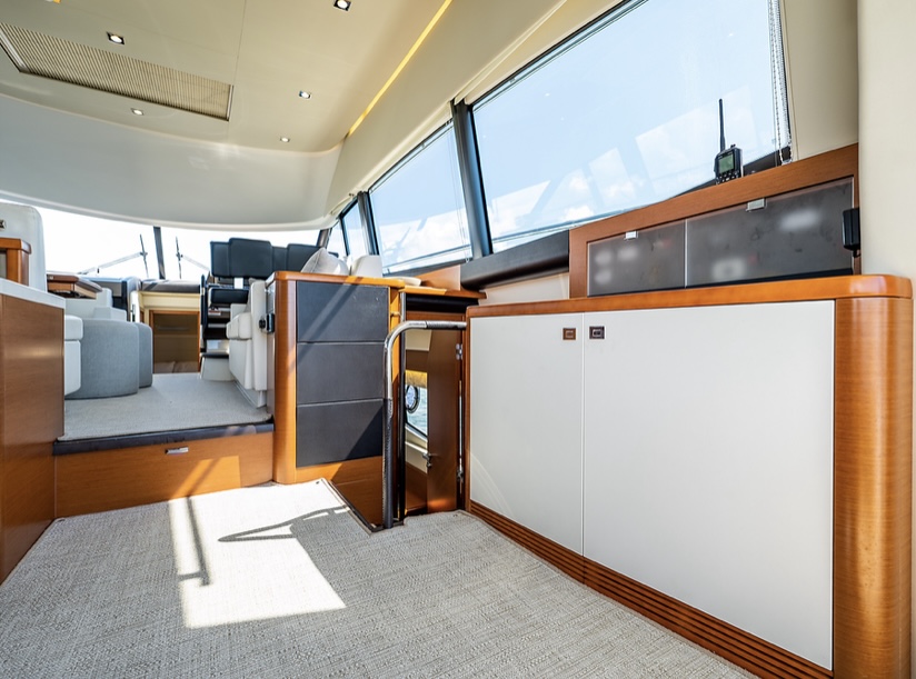 Yacht Image 6