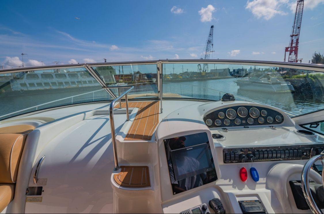 Yacht Image 4