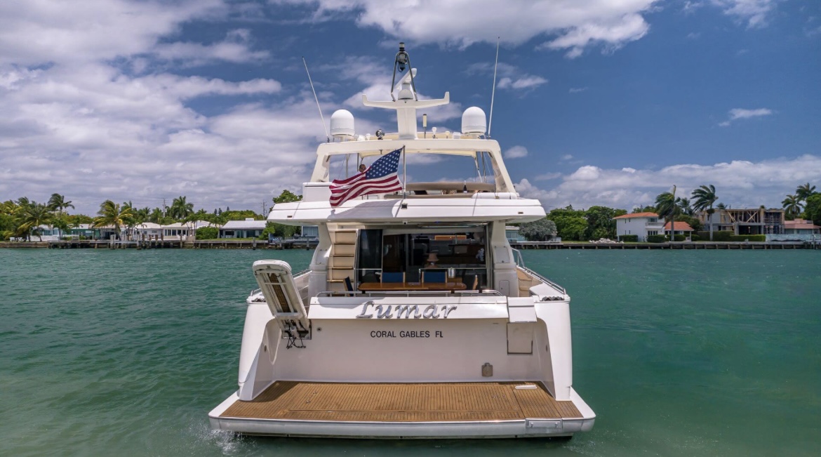 Yacht Image 8