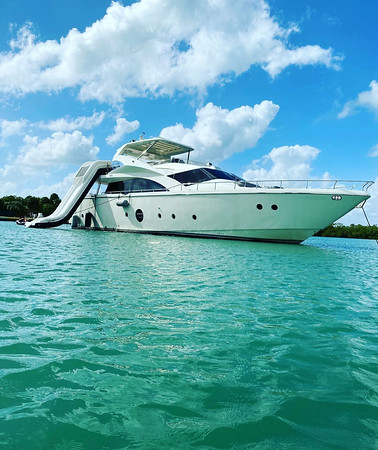 Yacht Image 10