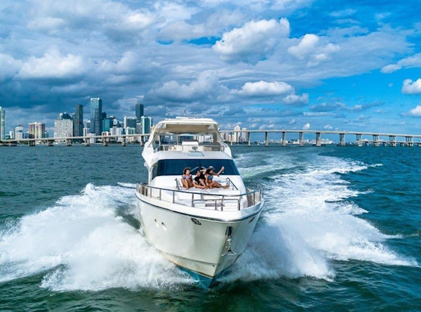 Yacht Image 7