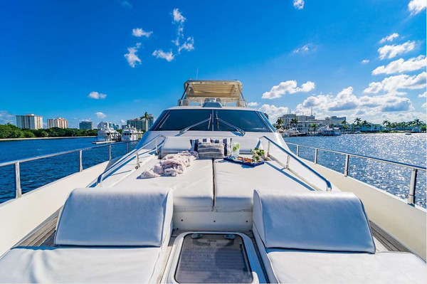 Yacht Image 8