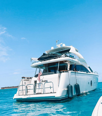 Yacht Image 9