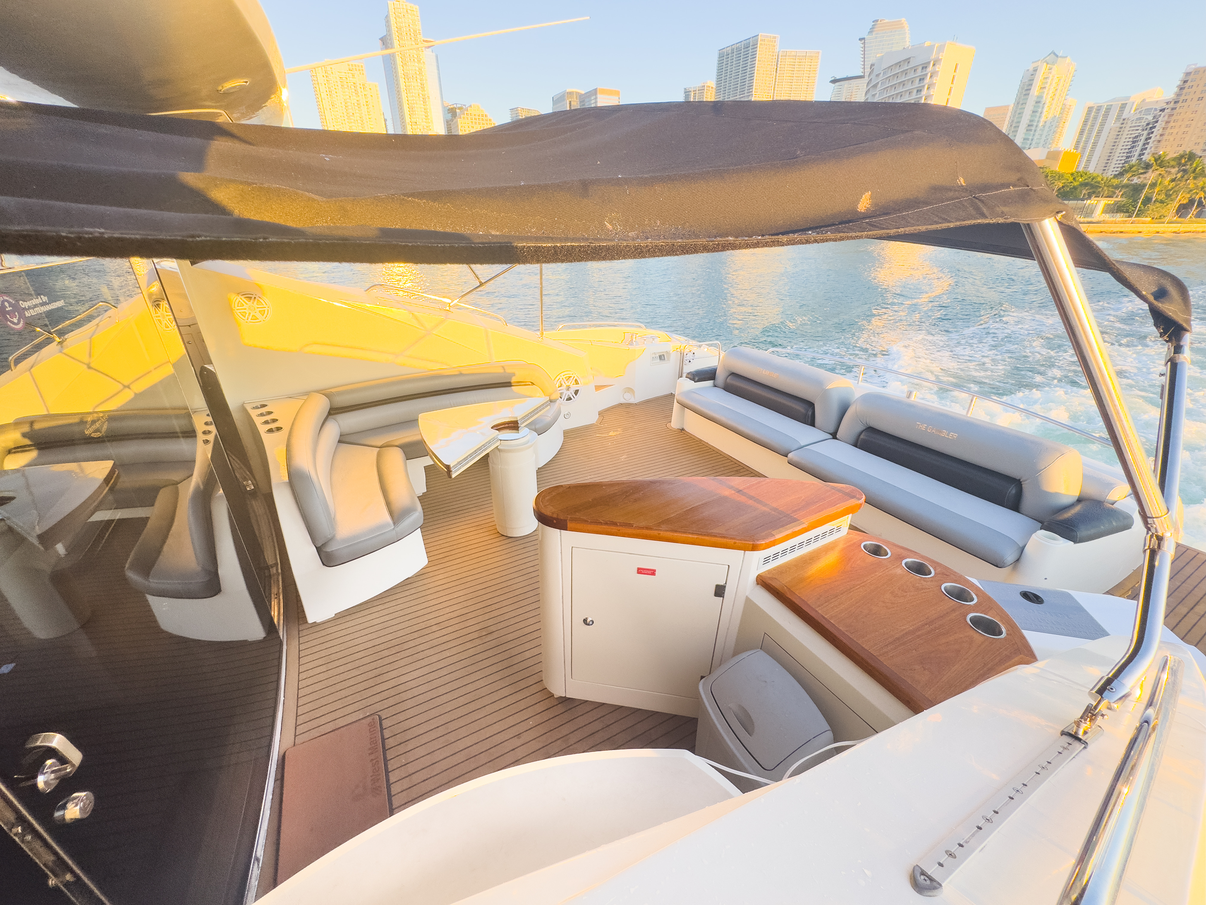 Yacht Image 18
