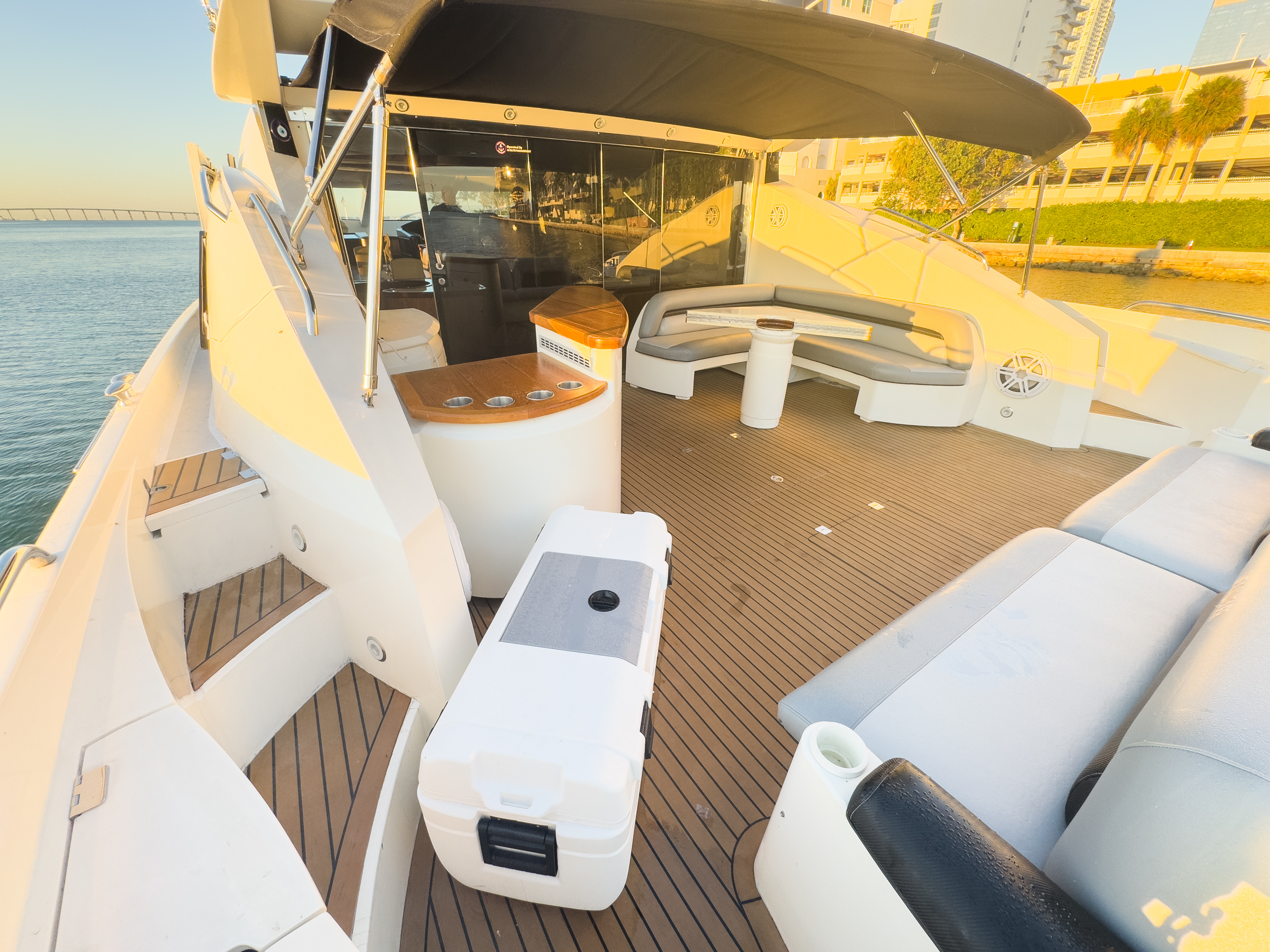 Yacht Image 21