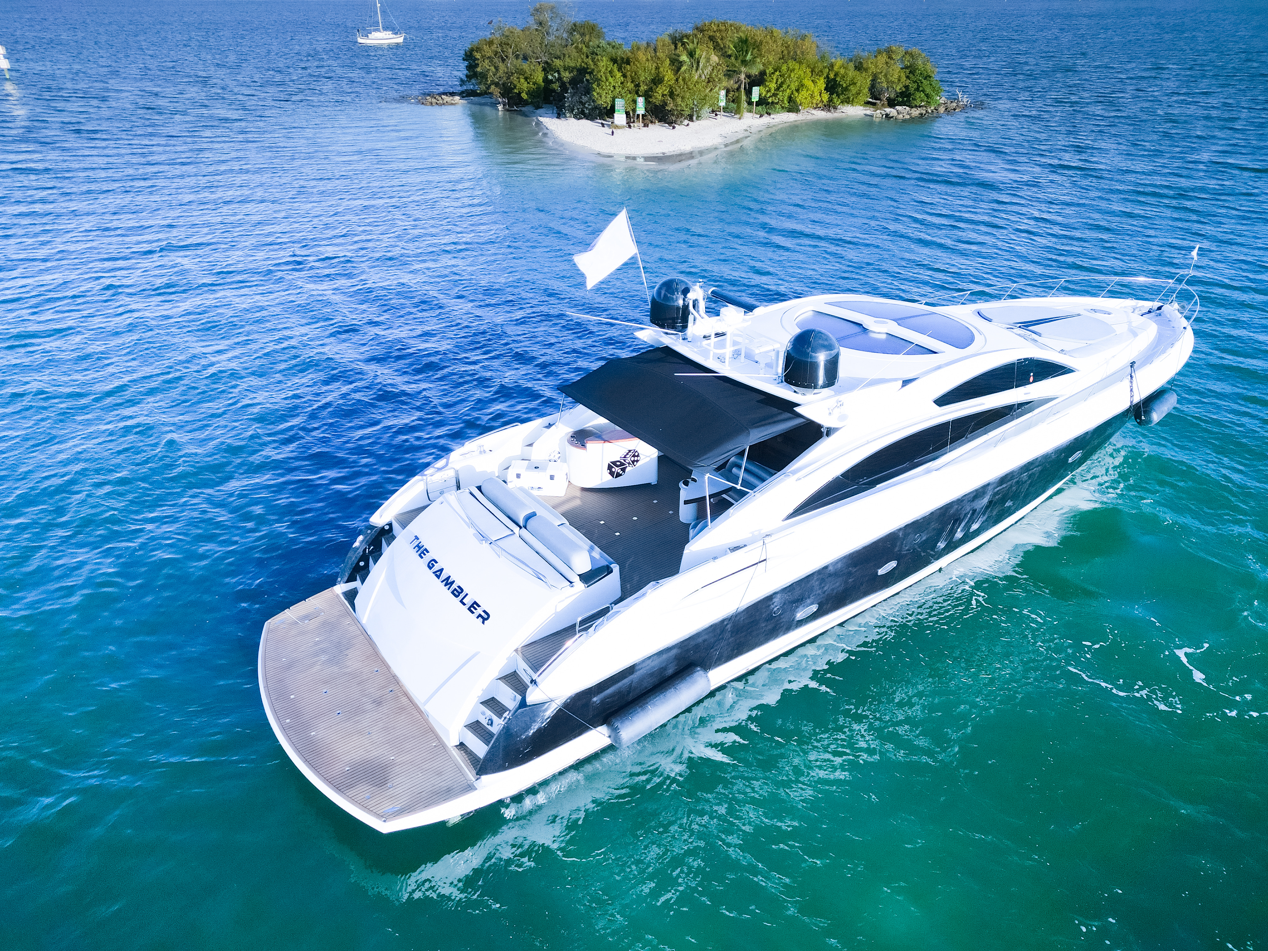 Yacht Image 4