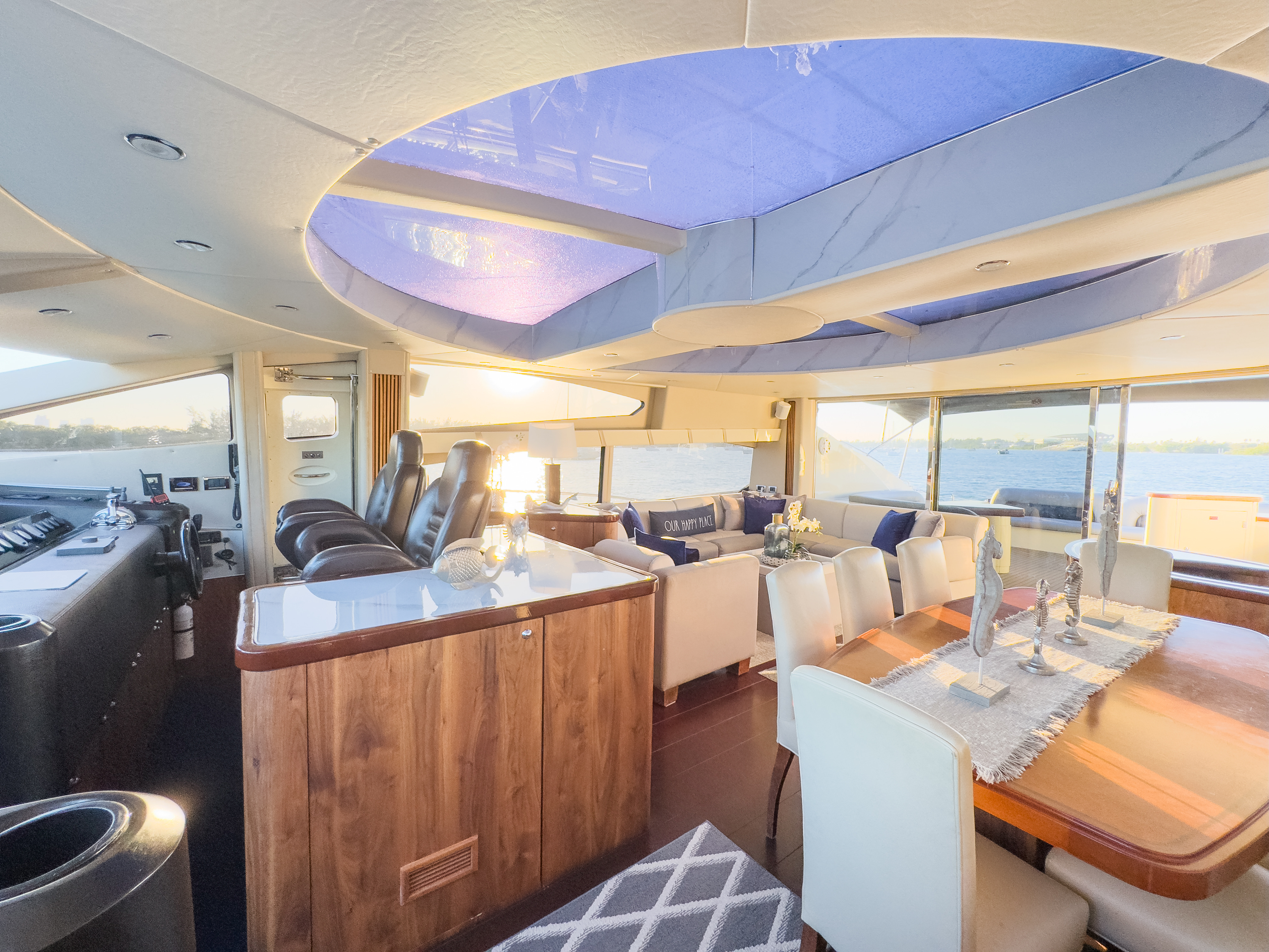 Yacht Image 8