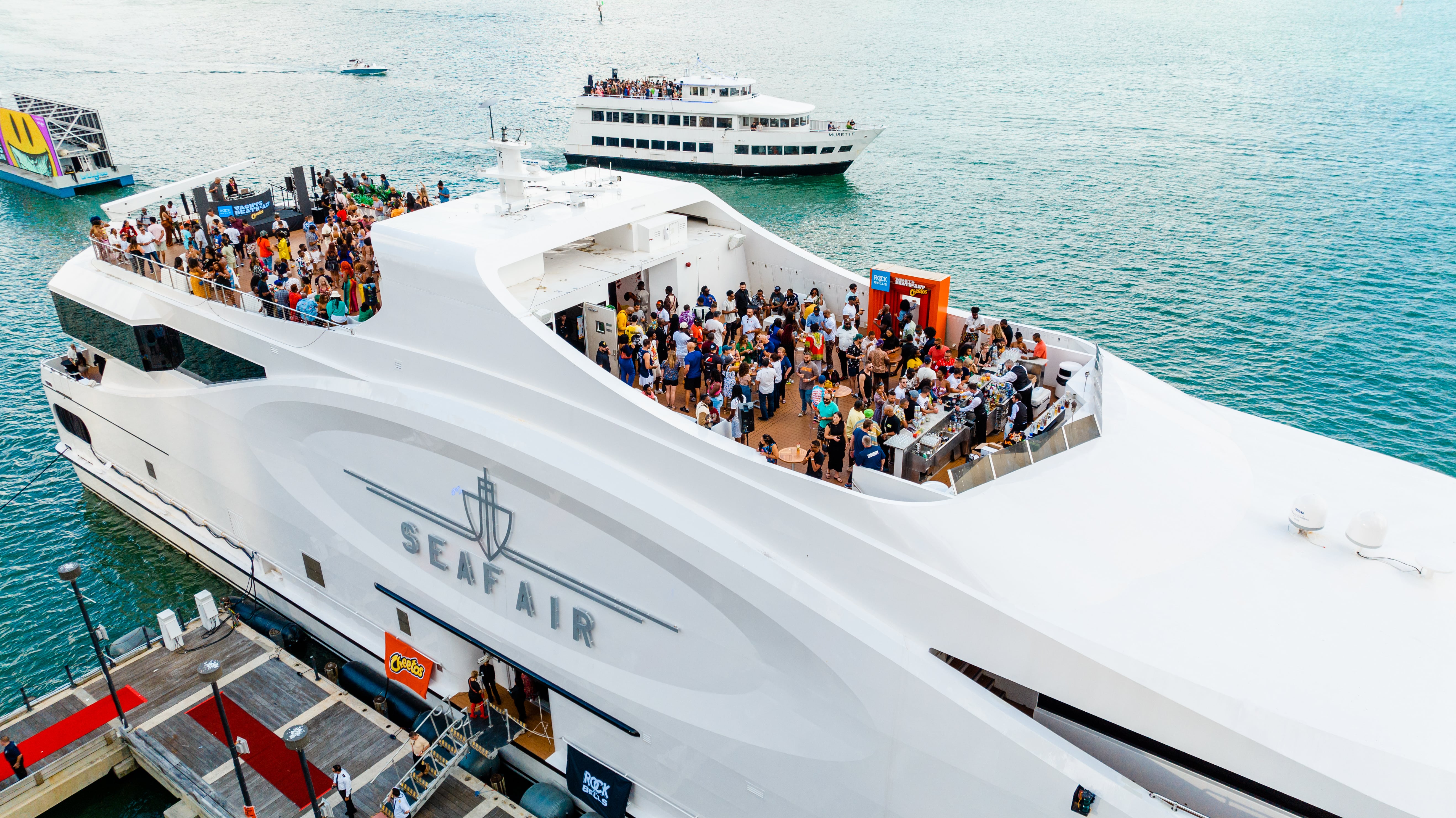 Yacht Image 4